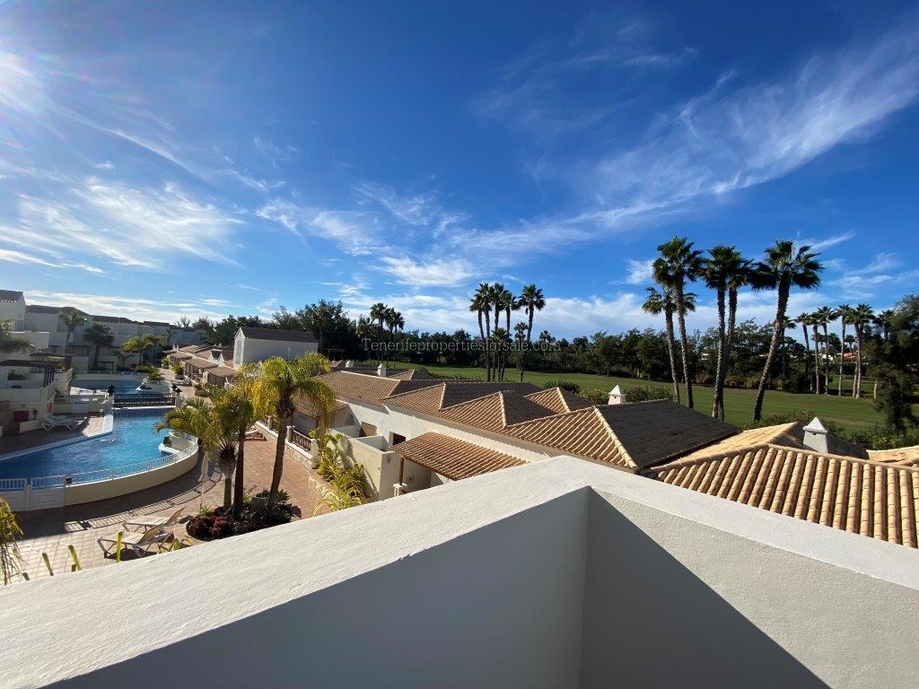 A3LC2154 Townhouse OASIS GOLF RESORT Los Cristianos 495000 €